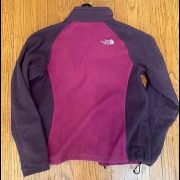 The North Face Women's Black and Burgundy Ski Jacket - Picture 2 of 3